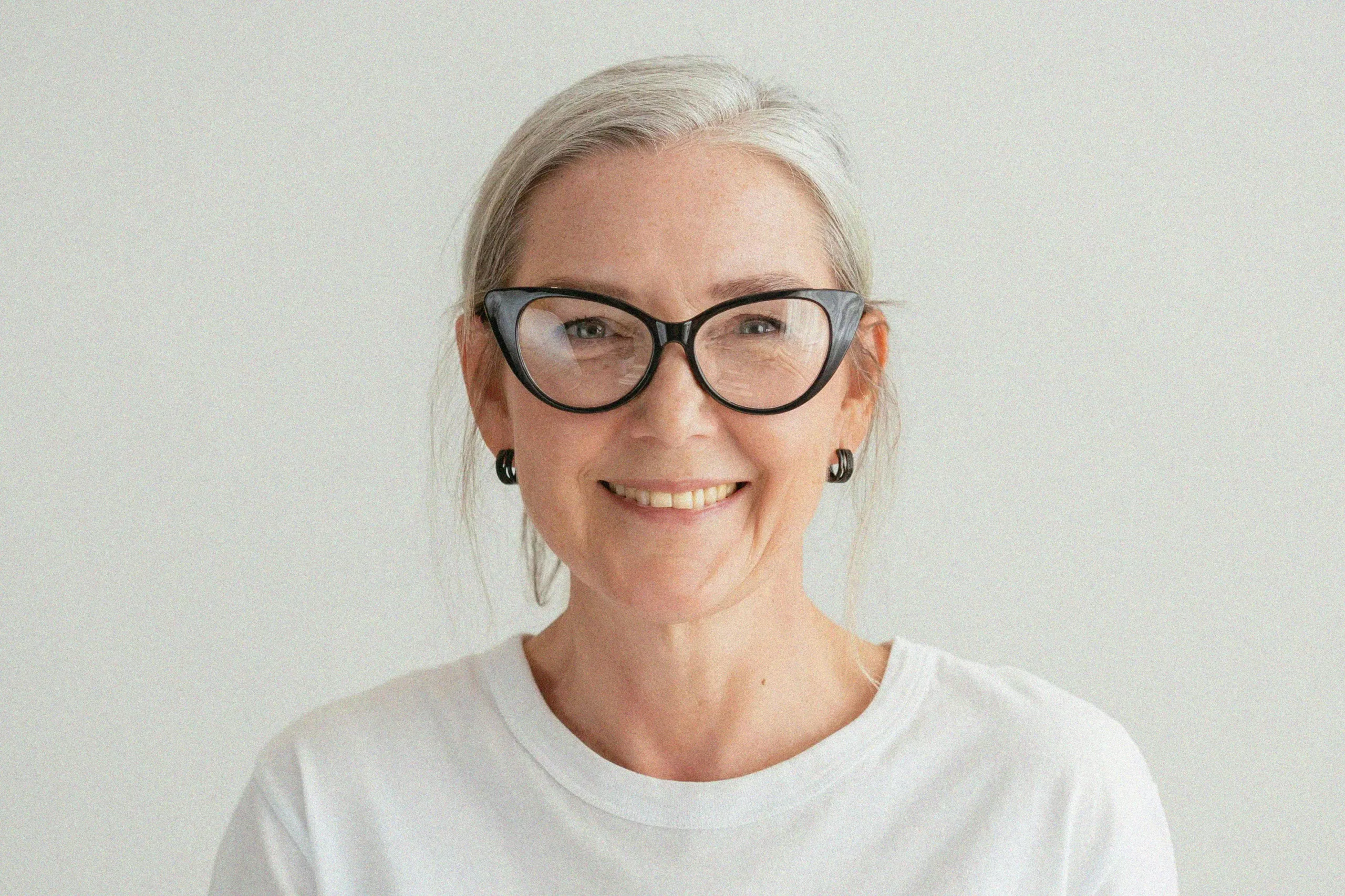 pexels-mikhail-nilov-8317653